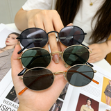 Vintage Oval Matte Black Polarized Sunglasses